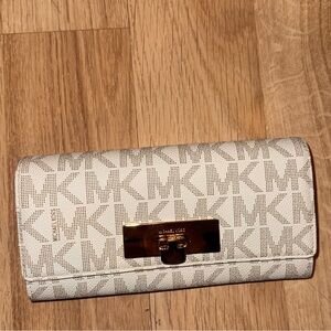 Michael Kors Cream Monogram Wallet